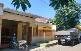DIJUAL CEPAT Rumah Hitung Tanah Di Perum. Rungkut Surabaya Timur