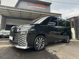 ANTIK Toyota All New Voxy 2.0 Facelift Black 2022