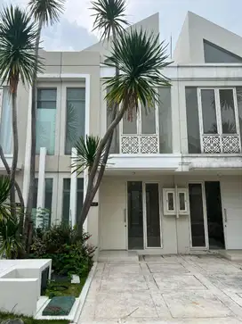 RUMAH GRAND PAKUWON ADELAIDE 2 LANTAI, MINIMALIS, BARU DI CAT