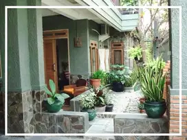 Rumah Murah Renovasi 2 Lantai Dkt Galaxy Luas 185 m2, Bekasi