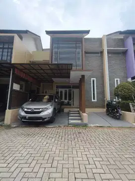 Rumah minimalis di cluster  bambu apus jakarta timur