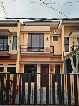 Dijual rumah di citra raya cikupa cluster taman Mediterania kamar 3