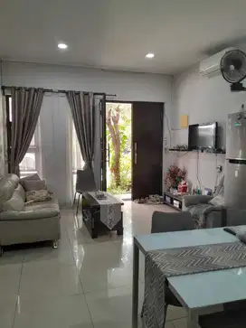 Rumah Di Green Lake City Luas 8x15 2 Lantai SHM Unit Rapi Bagus