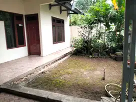 Rumah siap huni warung buncit turun harga 4,5 M jadi 3,7 M