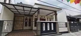 b082 Rumah 2 Lantai 900 juta Kawasan Sawojajar Malang Kota