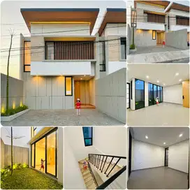 rumah baru 2 lantai sangat strategis palagan KM 9 dekat UGM