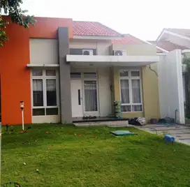 Dijual Rumah Bagus Siap Pakai Di Perumahan Graha Padma, Semarang