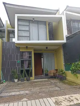 DIJUAL RUMAH MURAH 2 LANTAI DI CISAUK GOLDEN PARK TANGERANG BANTEN