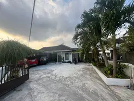 Rumah dengan tanah luas sangat murah jalan kaliurang KM 6 dekat sekali