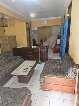 Rumah 2 Lantai di Taman Cibaduyut Indah Bandung