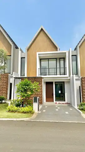 Rumah di Mahogany Timur Summarecon Nego Cluster Bagus