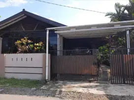 Dijual cepat rumah Asri di kota Batu - Bogor