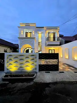 Rumah baru di komplek bebas banjir di pondok kelapa