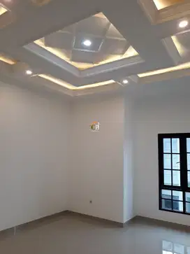 hunian mewah bergaya klasik di tengah kota Depok