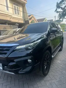FullVar|| fullOri|| fortuner TRD 2018 (L) asli sby sangat bagus