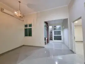 Dijual Rumah Bagus Siap Pakai Di Perumahan Graha Padma, Semarang