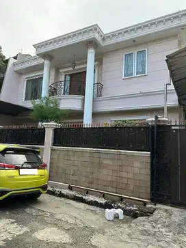 Ss2533- Dijual Rumah Hoek 12x18 Semi Furnish Siap Huni di Sunter Jaya