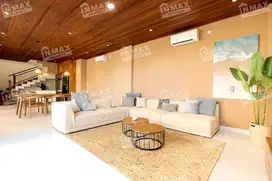 Rumah Villa Mewah 2 Lantai Daerah Badung Bali, Akses Mudah ke Ubud