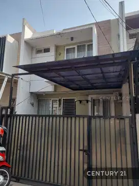 Rumah Minimalis Nyaman Dekat Kelapa Gading Murah Terawat