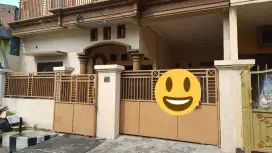 Rumah dikontrakan 2 lantai