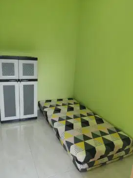 Di sewakan kos kosan
