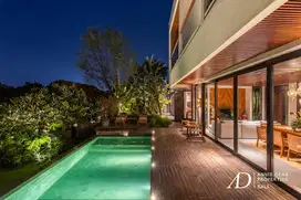 FREEHOLD LUXURY 4-BEDROOM VILLA IN THE HEART OF CANGGU