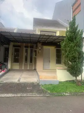 Disewakan rumah di Legenda Wisata