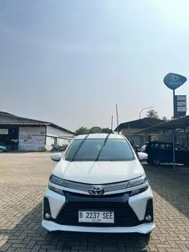 Jual mobil bekas