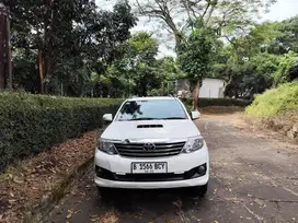 Fortuner 2.5 G VNT AT 2014