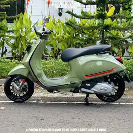 Piaggio Vespa SPRINT S 150 IGET ABS FACELIFT TAHUN 2023 WARNA GREEN TE