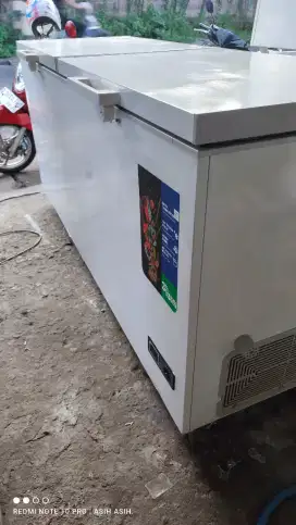 Jual freezer box. RSA.
