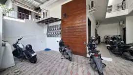 DIJUAL CEPAT KOST EKSKLUSIF FULL PENGHUNI Jl MONJALI DEKAT UGM
