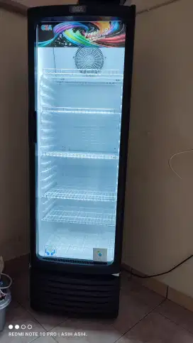 Jual showcase gea
