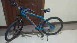 Sepeda Gunung MTB Polygon Monarch 5 atau united 2.0