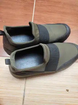 Sepatu bekas 98 % merek andrew original