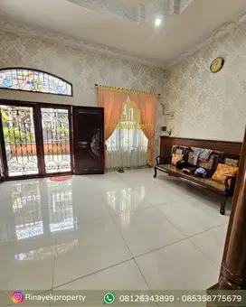 Villa Hook Taman Anggrek Blok A