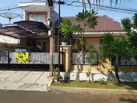Rumah Bagus 2 lantai di Pulomas, Lokasi Asri dan Harga Best & Nego