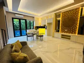 Rumah Mewah The Leaves Mansions 3 lantai, Jalan Beo, Pesanggrahan