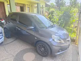 Brio matic 1.2 AT   CKD