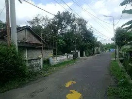 tanah istimewa dan strategis salakan gamping