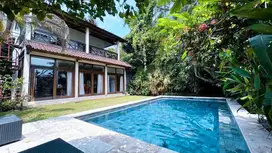 Villa For Sale Prime Location In Berawa Private Pool