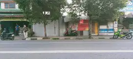 tanah pekarangan istimewa pinggi jalan besar plengkung gading kodya