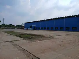 Disewakan lahan kosong  Outdoor pinggir jln tol Bektim