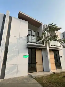 Rumah 2 lantai di over kredit, lokasi cendana essence  lippo karawaci.