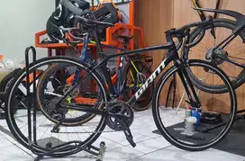 Road bike Giant TCR Advanced Pro