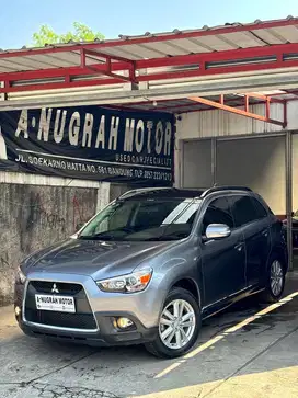 Mitsubishi Outlander 2012 Bensin