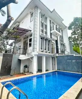 Dijual Rumah nyaman dan Strategis di Bangka  Kemang Jakarta Selatan