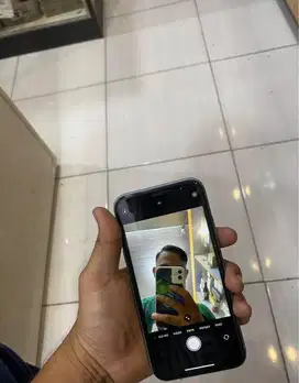 Dijual Iphone 11 64
