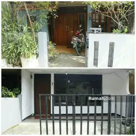 Dijual butuh Rumah /Tanah di Jakarta Selatan