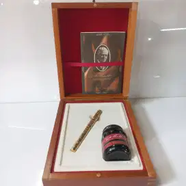 Sheaffer Commemorative Medium Fountain Pen second original